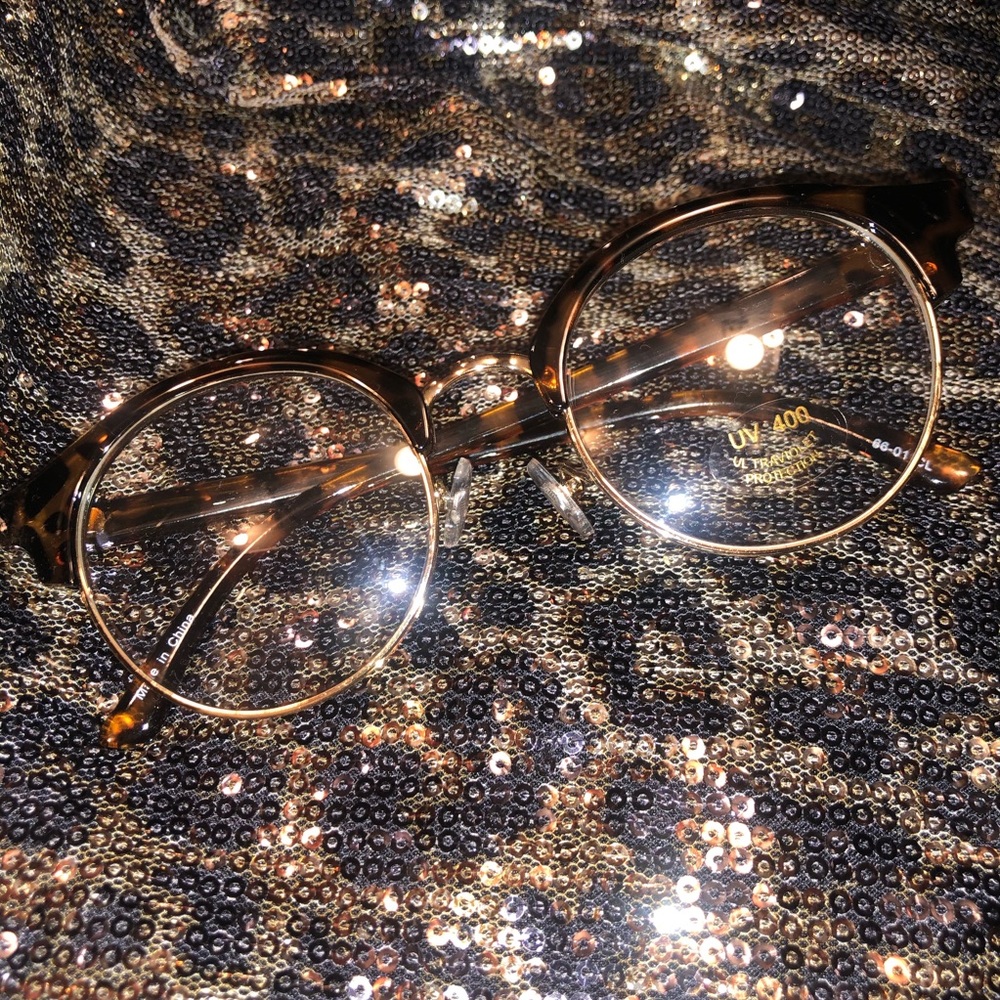 {???} Tortoise Brow Line Club Master Style Glasses